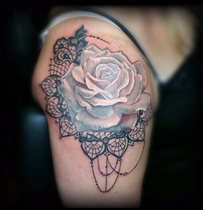 Rose & Lace tattoo by Haylo