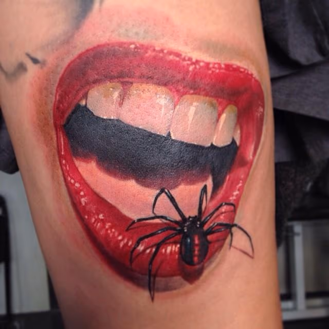 Realistic mouth and spider in color