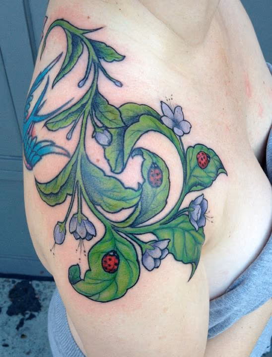 Donnas Right Shoulder Tattoo