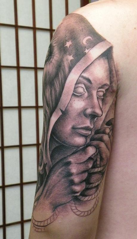 black and grey concept sleeve