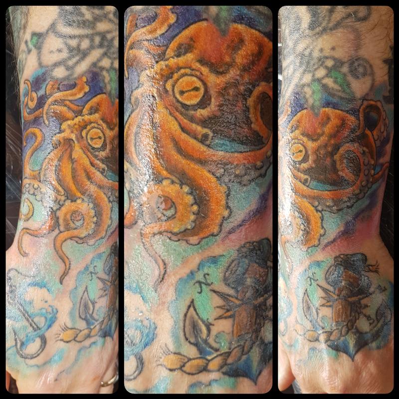 Jolly Octopus Color Tattoo