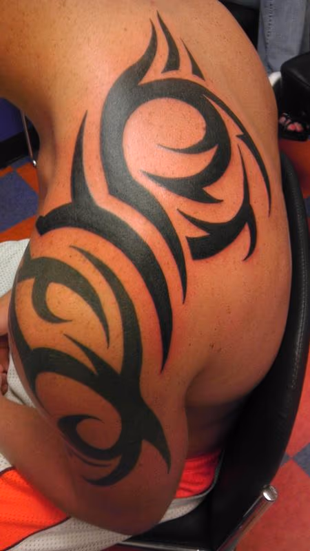 tribal 1/4 sleeve