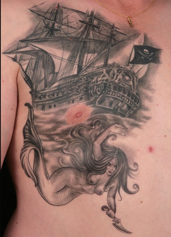 Pirate Ship and Mermaid.stéphane chaudesaigues. tattoo. tatouage.paris. avignon.