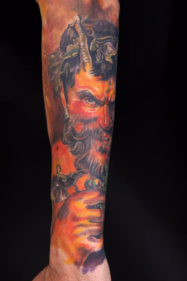 TATTOO PARIS AVIGNON FRANCE, TATOUAGE PARIS AVIGNON TATTOOS,TATOUEUR PARIS, BOUTIQUE TATTOO PARIS, BOUTIQUE TATOUAGE AVIGNON