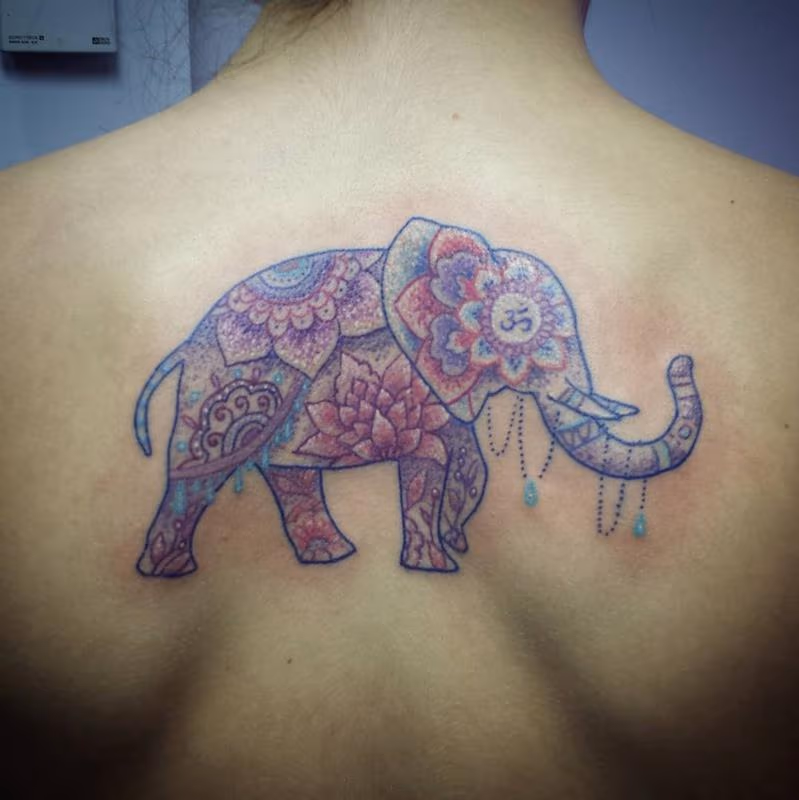 Elefante mandala/dotwork a color