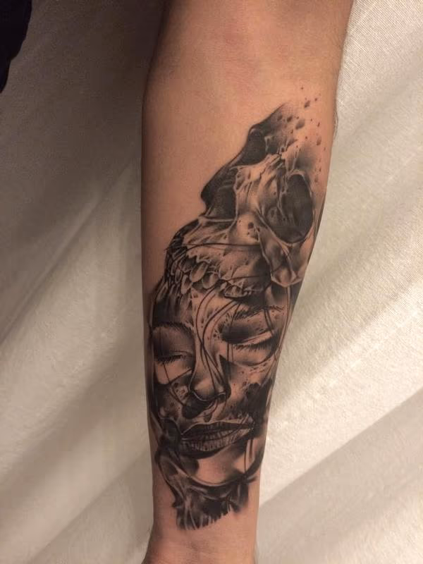 woman head and skull