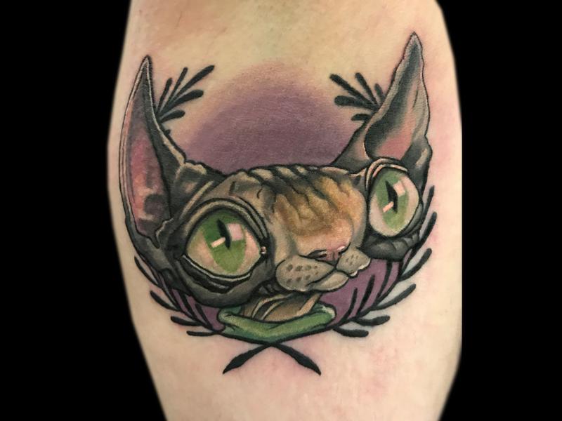 Laurel Cat