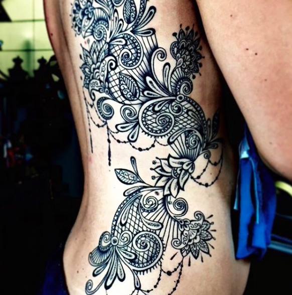 Blackwork Sidepiece