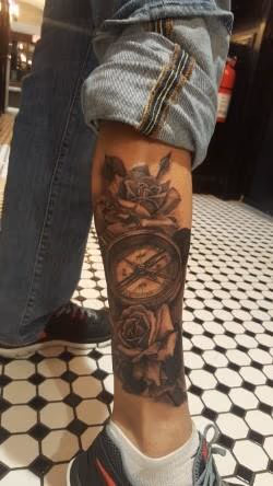 compass and roses
