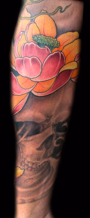 Lotus skull