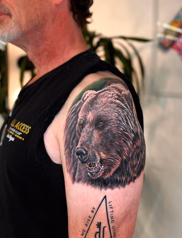 Realistic Grizzly Bear Tattoo