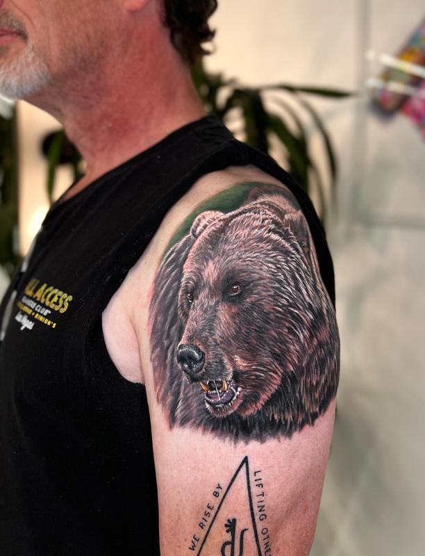Realistic Grizzly Bear Tattoo