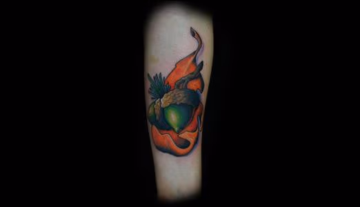 Acorn and Leaf