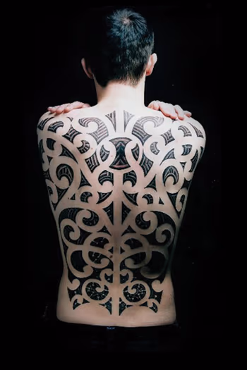 maori backpiece