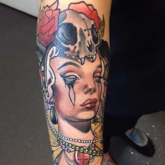 Closer view of Evil Woman