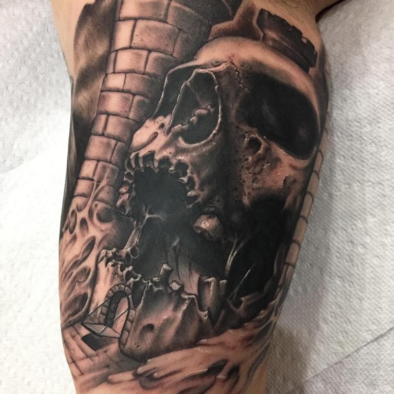Castle skull