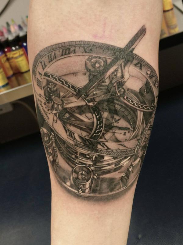 Nautical compass