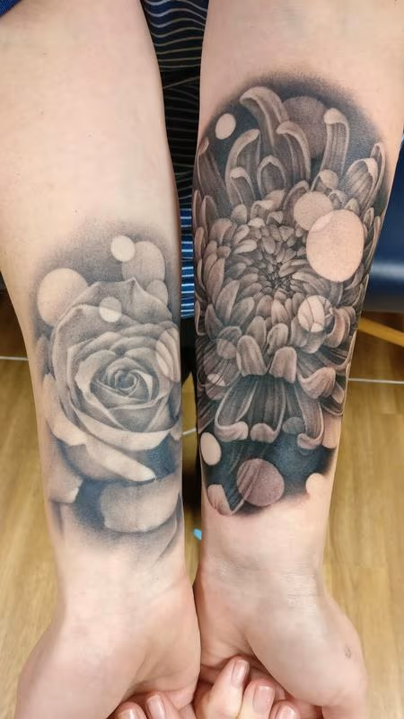 Rose and chrysanthemum