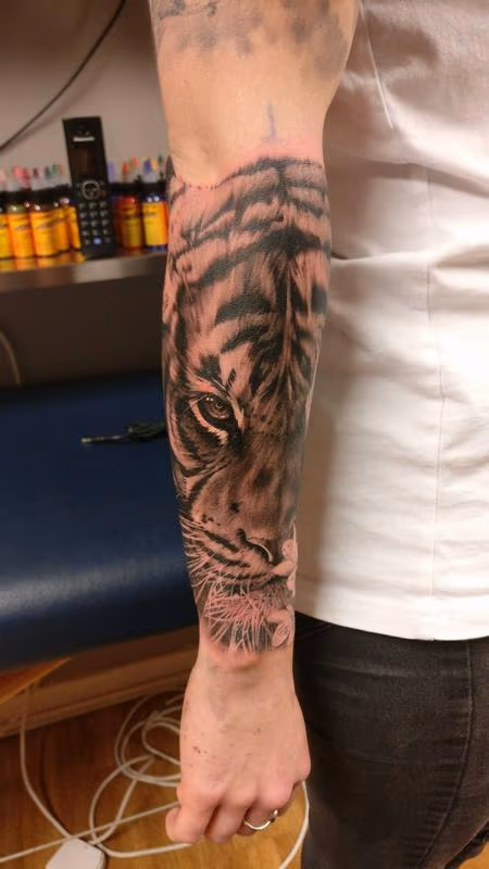 Realistic tiger tattoo