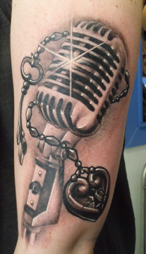 Microphone