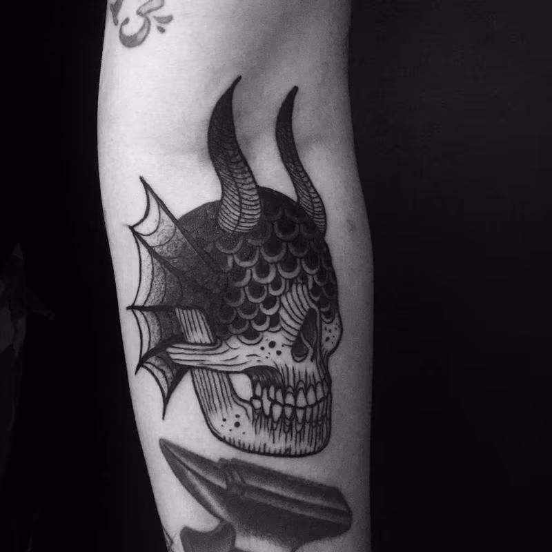 skull horns