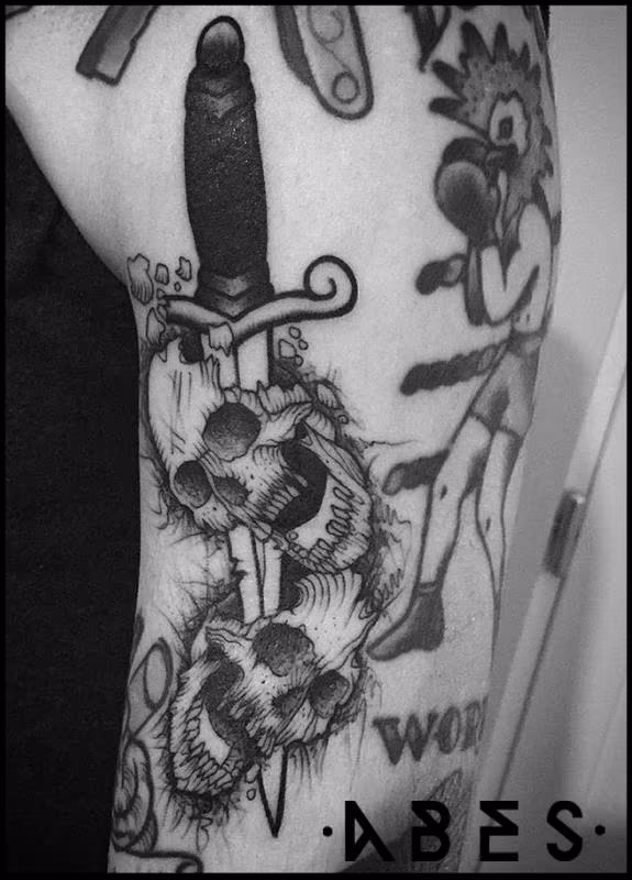 dagger skulls