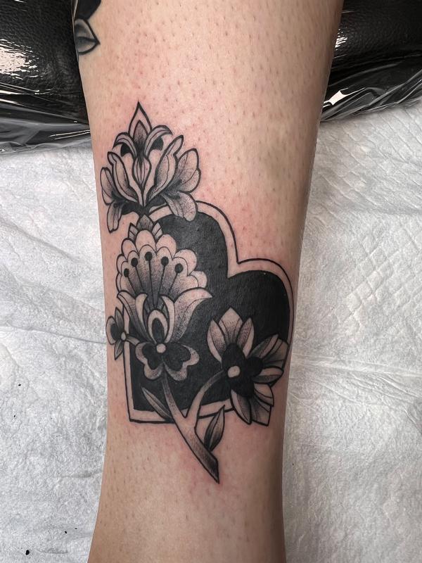 Heart and Flowers Tattoo by Irish Chris