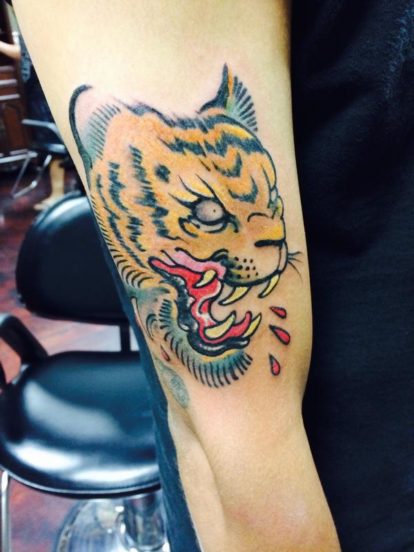 Tiger head