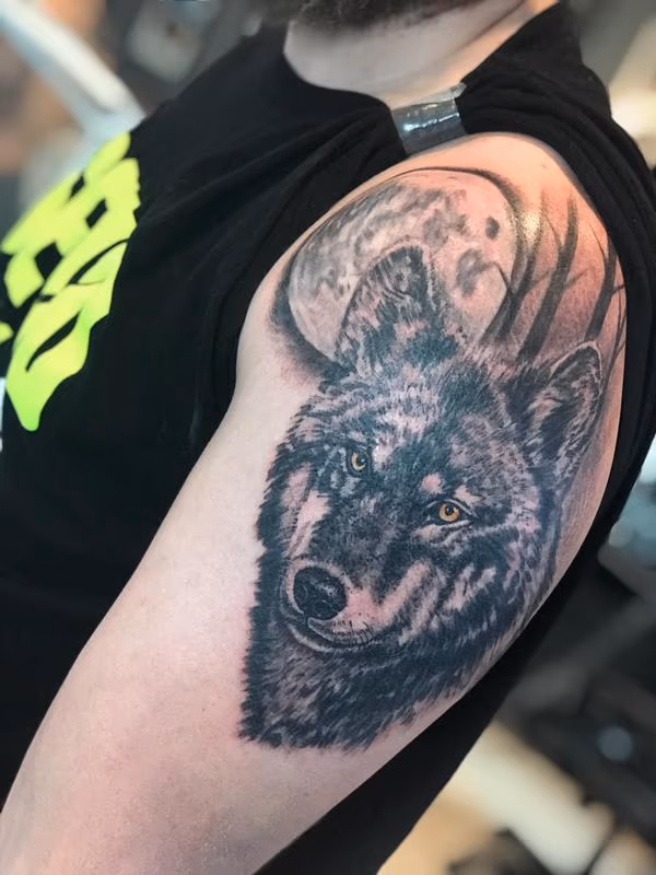 wolf tattoo