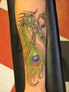 peacock feather scissors
