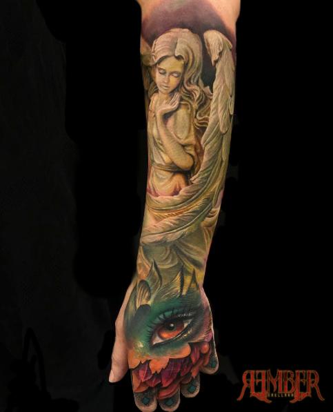 Color hand and forearm Quarter sleeve