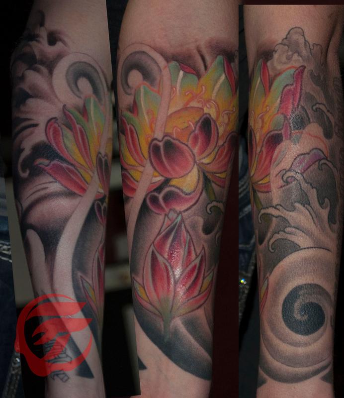 Lotus half sleeve