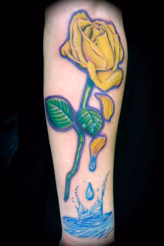 Noni Yellow Rose Tears & splash