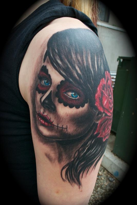 Day of the Dead Girl Blue Eyes Roses