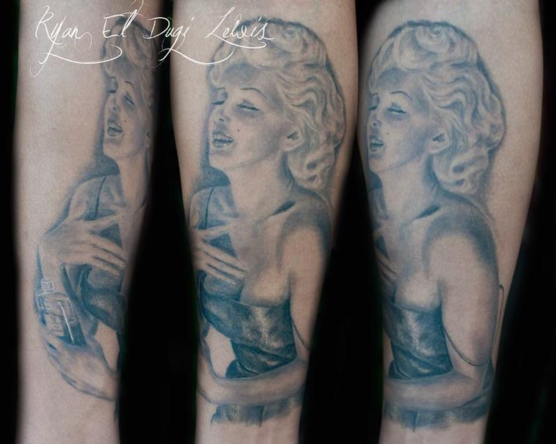 Marilyn Monroe portrait Channel no 5