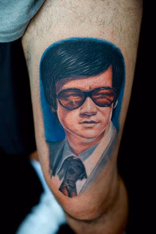 Bruce Lee with stunner shades Glasses