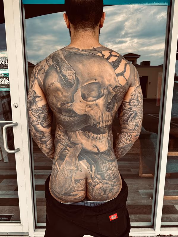 Skull Back