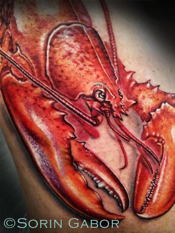 Realistic color lobster tattoo pinchy