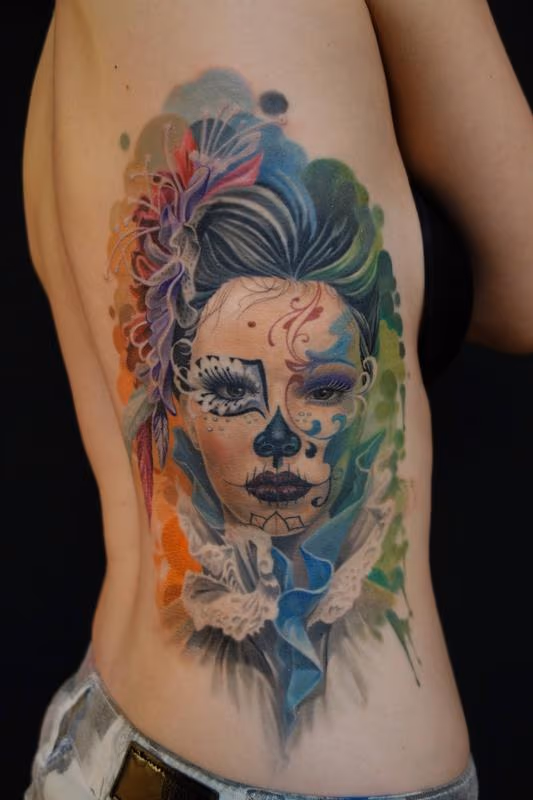 custom made feminin color tattoo