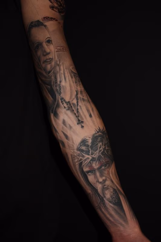Religious arm in progress