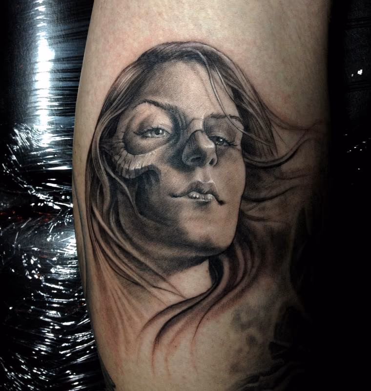 Girl-Skull