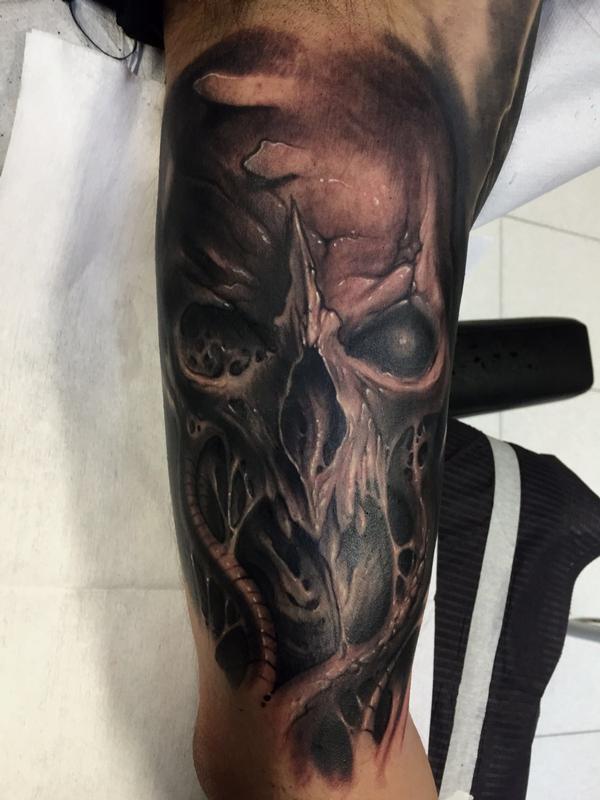 Mechanical skull