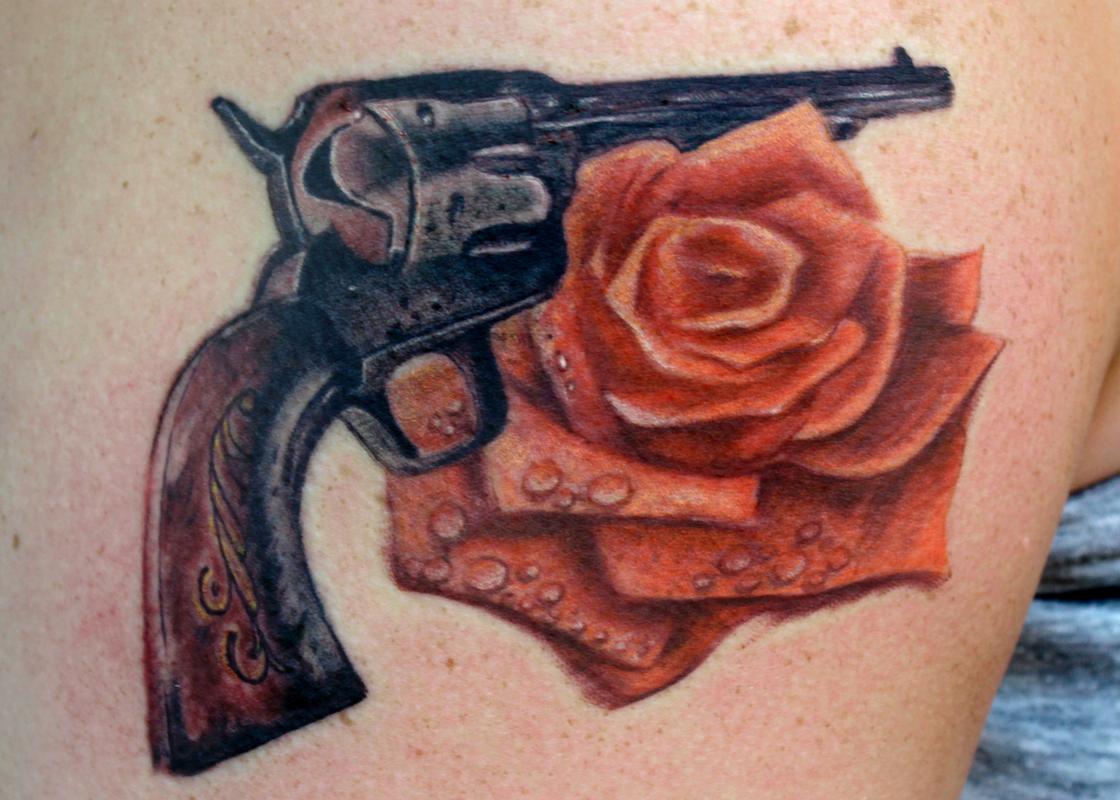 Revolver & Rose