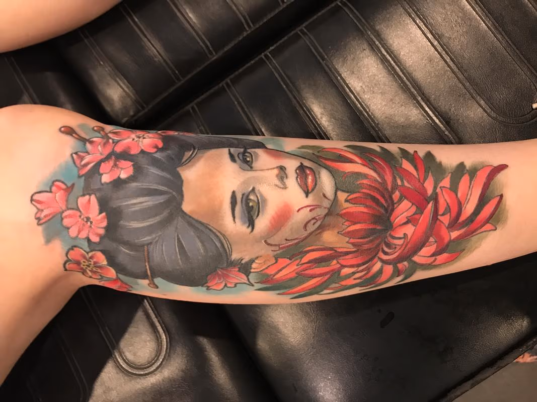 Damon Conklin Floral Geisha