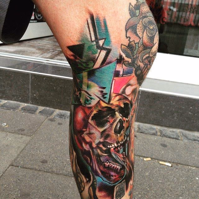 Abstract Skull Leg Piece