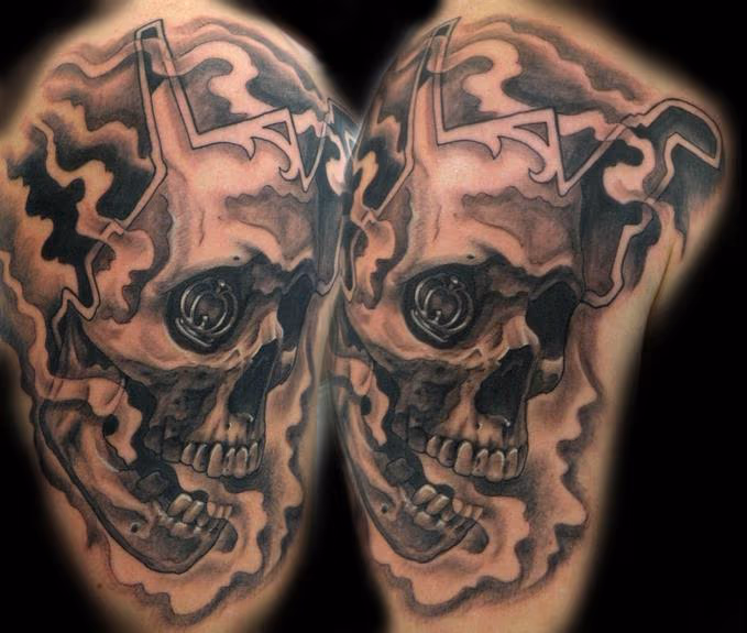 Black and Gray WV skull