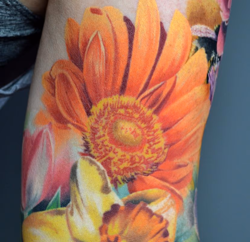 Healed Close Up Floral Sleeve