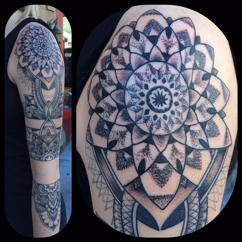 3/4 Mandala sleeve