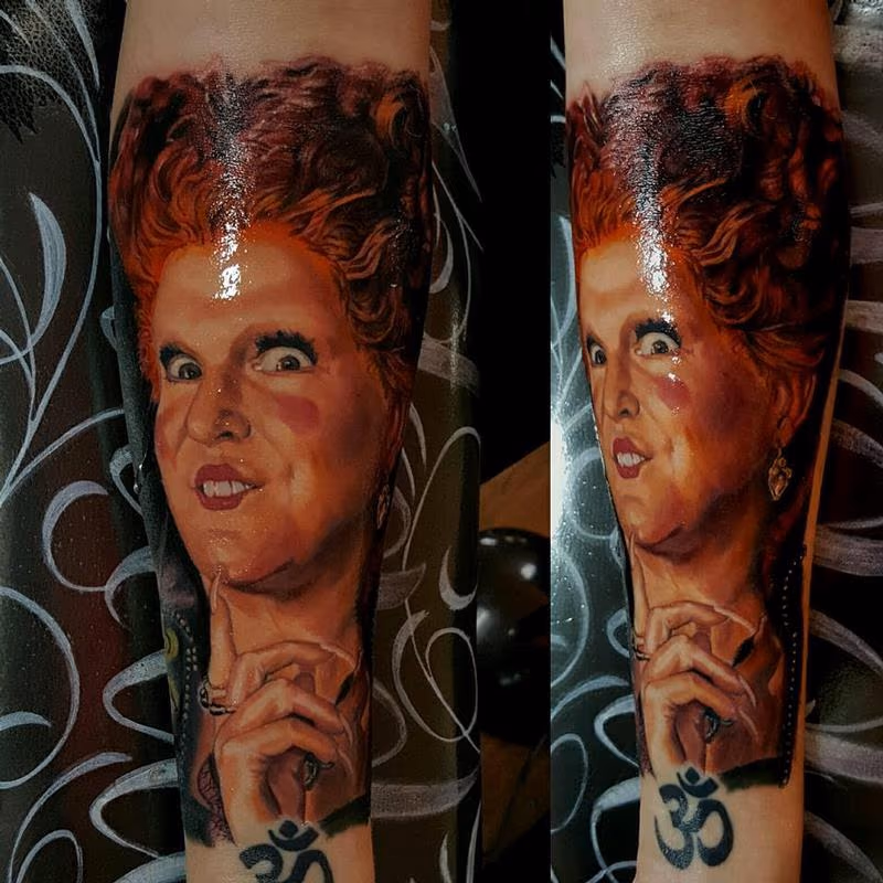 Hocus Pocus Sanderson Sister