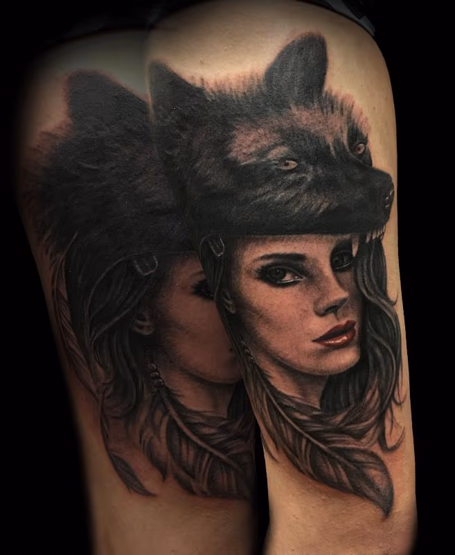 Lana with wolf